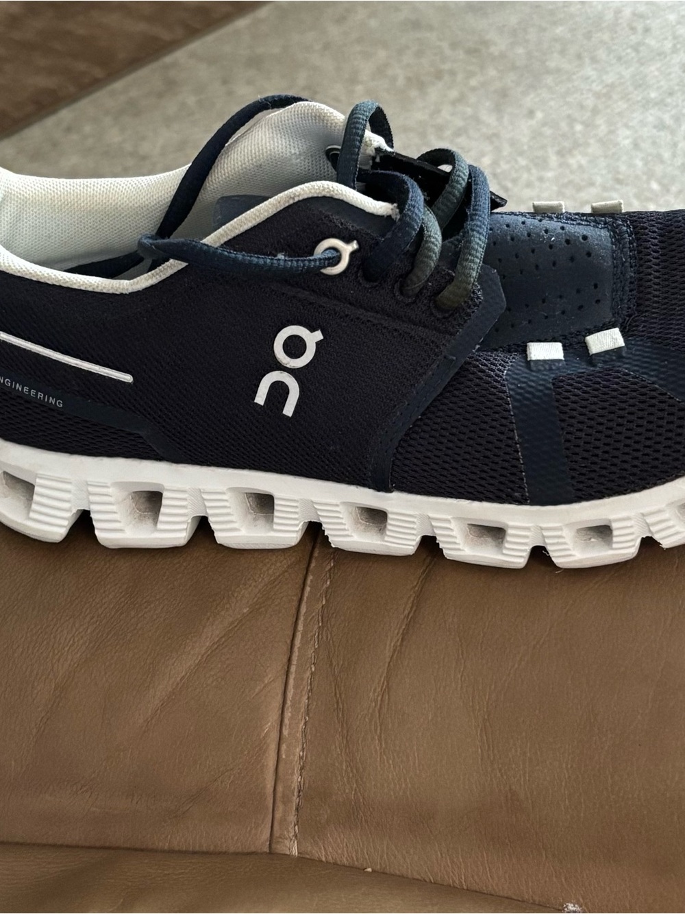 On Running Men's Cloud Running Shoe - Navy/White